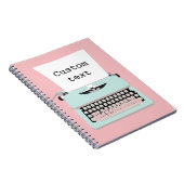 retro-typemachine en papierontwerp notitieboek (Rechterzijde)