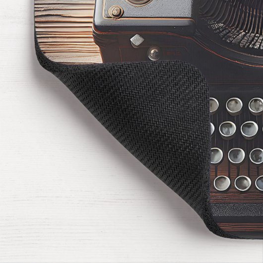 Retro typemachine met papier muismat (Hoek)