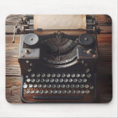 Retro typemachine met papier muismat (Voorkant)