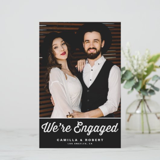 Retro Typografie Black Verloving kondiging (Staand voorkant)