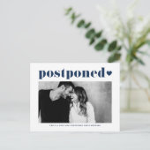 Retro Typografie Blue Photo Wedding Postponement Aankondigingskaart (Staand voorkant)
