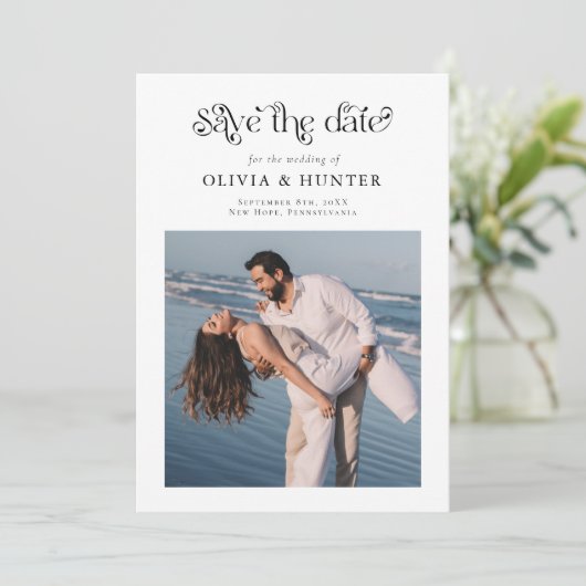 Retro Typografie Zwart-wit Bruiloft Save The Date (Staand voorkant)