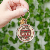 Retro UFO Area 51 Coffee Diner Badge Sleutelhanger (Hand)