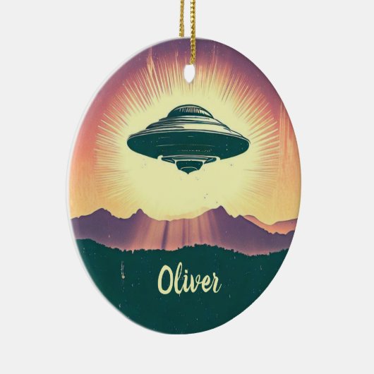 Retro  UFO bij zonsondergang gepersonaliseerd Keramisch Ornament (Rechts)