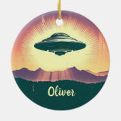 Retro  UFO bij zonsondergang gepersonaliseerd Keramisch Ornament (Achterkant)