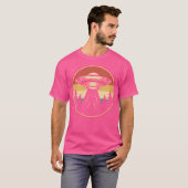 Retro UFO Ontmoet Sci-Fi Nerd T-shirt (Voorkant volledig)