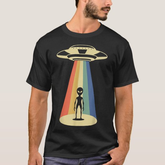 Retro UFO Regenboogstraal Alien Ontwerp T-shirt (Voorkant)