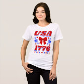 Retro USA 1776 Rode Gingham Boord T-Shirt (Voorkant volledig)