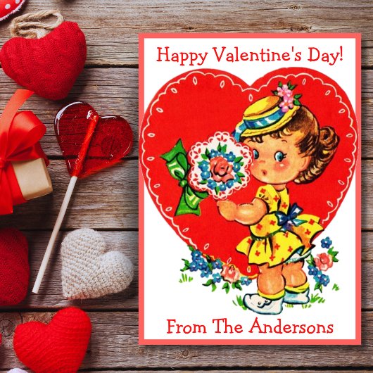 Retro Valentijn Meisje Met Hart Custom Feestdagenkaart