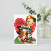 Retro Valentijnsdag,  jongen op een scooter Feestdagenkaart (Staand voorkant)
