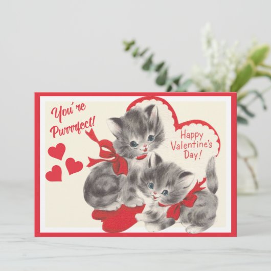 Retro  Valentijnsdag Kittens Aangepast Feestdagenkaart (Staand voorkant)