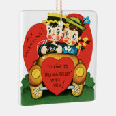 Retro Valentijnsdag,  meisje en jongen in de auto Keramisch Ornament (Rechts)