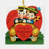 Retro Valentijnsdag,  meisje en jongen in de auto Keramisch Ornament (Voorkant)