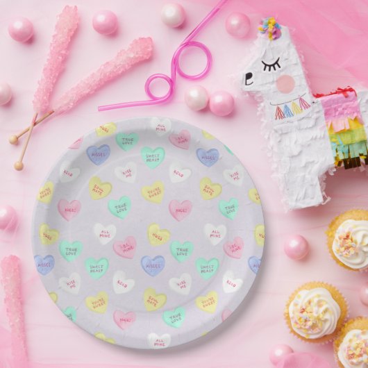 Retro Valentijnsdag Snoep Harten op Paarse Papieren Bordje (Feest)