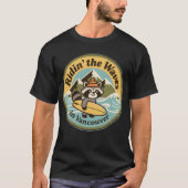 Retro Vancouver Surfing Raccoon T-shirt (Voorkant)