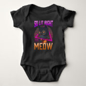 Retro Vaporwave Cat Sunset Aesthetic Rave Music Romper (Voorkant)