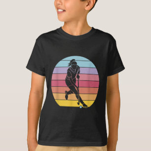 Retro veldhockeyspeler tackelend doel veldhockey t-shirt