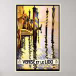 Retro Venice Italië Reisposter Poster<br><div class="desc">Een reproductie van een Art Deco-poster uit de jaren 20 van de vorige eeuw dat het toerisme naar Venetië in Italië bevordert. Digitaal gerenoveerd om de originele kleuren uit te brengen, zelfs beter en zo vele onvolkomenheden te bevestigen mogelijk. Pas de grootte van het poster, de textuur, de rand en/of...</div>