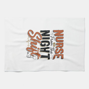 Retro verpleegster nachtdienst shirt ontwerp_1 theedoek