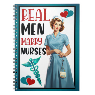 Retro Verpleegster Pinup_ Echte Mannen Trouwen Ver Notitieboek
