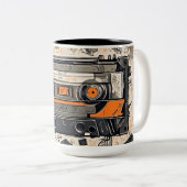 Retro Vibes - Mixtape Tweekleurige Koffiemok (Voorkant rechts)