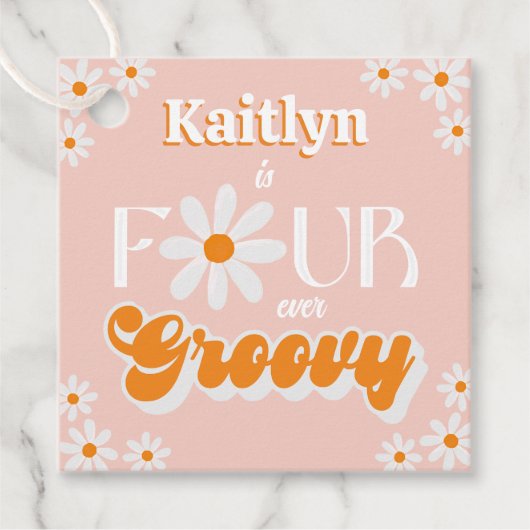 Retro Vier Ever Groovy Meisjes 4e Verjaardag Bedankjes Labels (Voorkant)