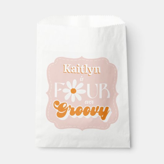 Retro Vier Ever Groovy Meisjes 4e Verjaardag Bedankzakje (Voorkant)