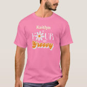 Retro Vier Ever Groovy Meisjes 4e Verjaardag T-shirt (Voorkant)