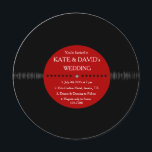 Retro Vinyl Record Modern Wedding Invites Kaart<br><div class="desc">Een nieuwe en andere manier om je huwelijksuitnodigingen te sturen! Een ontwerp dat indruk zal maken op je familie en gasten met zijn unieke één-van-een-soort karakter:) voor een modern koppel. Al standaardtekst kan volledig met uw eigen formuleringen worden aangepast, en u kunt de doopvonten, de grootte, en de kleuren van...</div>