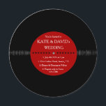 Retro Vinyl Record Modern Wedding Invites Kaart<br><div class="desc">Een nieuwe en andere manier om je huwelijksuitnodigingen te sturen! Een ontwerp dat indruk zal maken op je familie en gasten met zijn unieke één-van-een-soort karakter:) voor een modern koppel. Al standaardtekst kan volledig met uw eigen formuleringen worden aangepast, en u kunt de doopvonten, de grootte, en de kleuren van...</div>