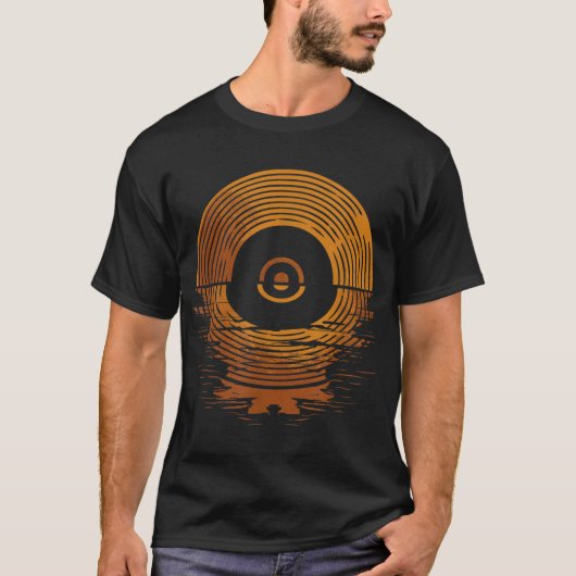 Retro Vinyl Record Sunset Design T-shirt (Voorkant)