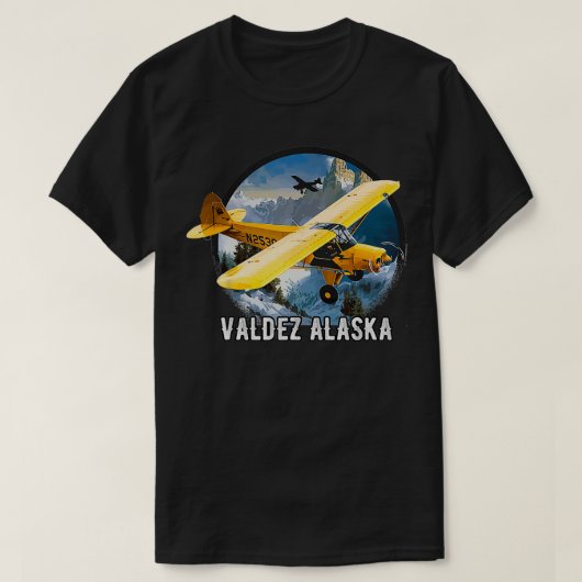 Retro Vliegtuig Flying Mountain Pilot Valde T-shirt (Design voorkant)