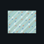 Retro Vliegtuig Patroon Uitgerekte Canvas Print<br><div class="desc">Doe je gordel om. Deze Retro Airplane Pattern Stretched Canvas Print is klaar voor het opstijgen. Het ontwerp bestaat uit rode, koningsblauwe en witte, middeleeuwse moderne vliegtuigen die op een stalen blauwe achtergrond vliegen. Dunne strepen van sinaasappel, limoen groen en grijs, evenals lijnen van blauwgroen stippen, voegen interesse toe aan...</div>