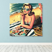 Retro vrouw aan het strand leest een modeblad canvas afdruk (Insitu (Houten vloer))