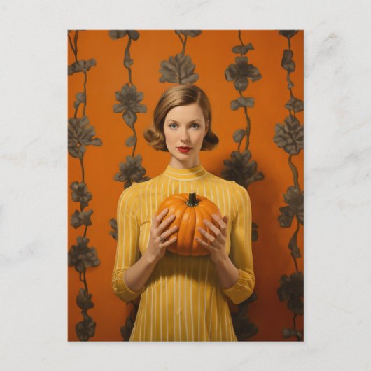 Retro vrouw die pompoen vasthoudt briefkaart (Voorkant)