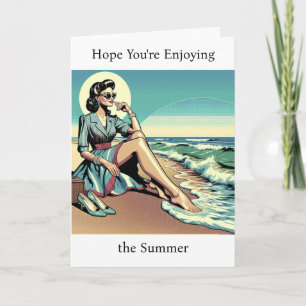 Retro vrouw jaren 50 Geniet van de zomer Mis j Kaart
