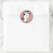 Retro vrouw knipogend illustratie op roze ronde sticker (Tas)