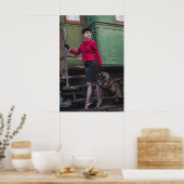 retro vrouw op treinstation poster (Keuken)