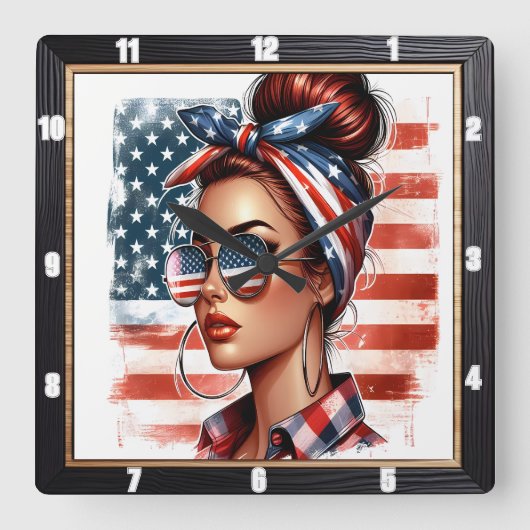 Retro Vrouw Patriottische Amerikaanse vlag Vierkante Klok (Voorkant)