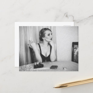 Retro vrouw roken briefkaart