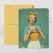 Retro Vrouw Stuurt Liefde Briefkaart (Voorkant / Achterkant)