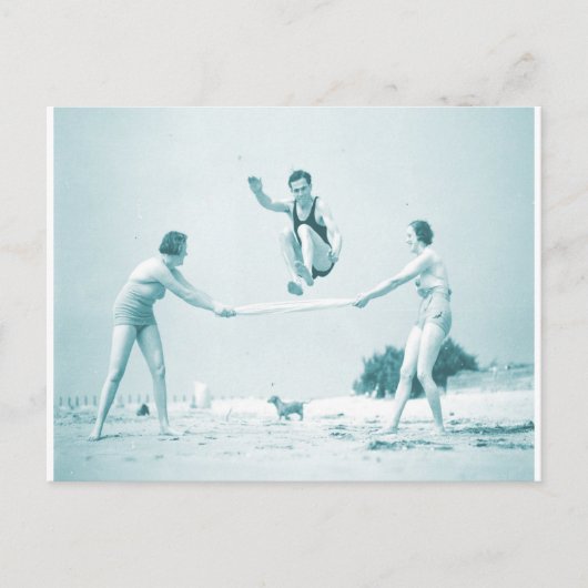 Retro  vrouwen in het strand zwemmen briefkaart (Voorkant)