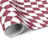 Retro Warped Burgundy White Checkered Cadeaupapier (Rol Hoek)