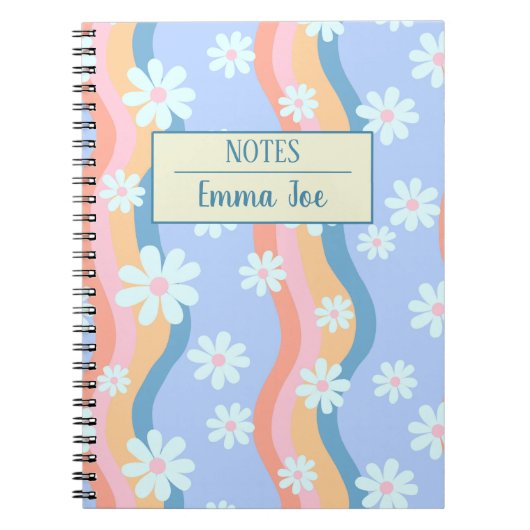 Retro Wavy Daisy Flowers Gepersonaliseerd met Naam Notitieboek (Voorkant)