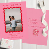 Retro Wavy Lijst Foto Rood & Roze QR Code Weddensc Save The Date