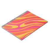 Retro Wavy Loops Trippy Colorful Abstract Patroon Notitieboek (Linkerzijde)