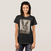 Retro Wie de F_ck is Alice Funny Rabbit T-shirt (Voorkant volledig)