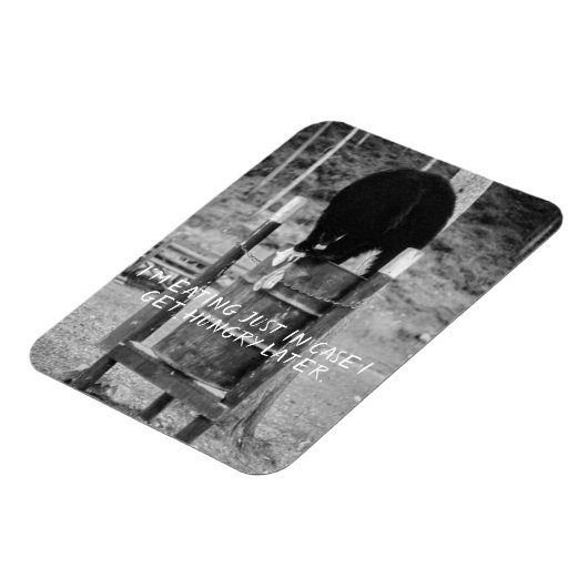 Retro Wild Black Beer Trash Scavenging Garbage Magneet (Linkerzijde)