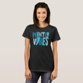 Retro Winter Vibes Lighting Bolt Leopard Cozy Zeee T-shirt (Voorkant volledig)