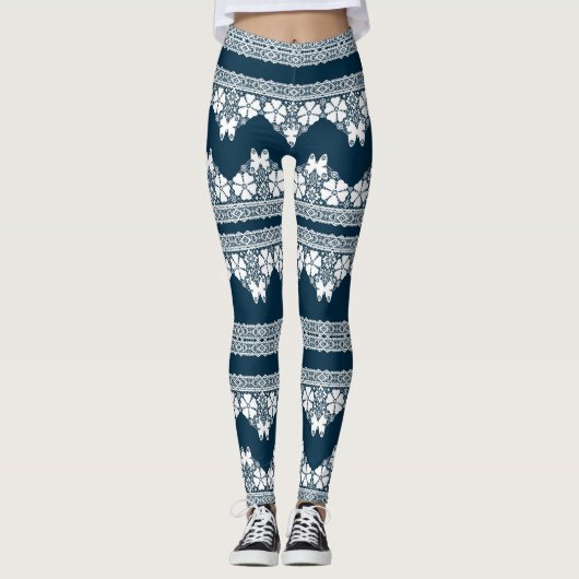 Retro wit kant met vlinders op een donkerblauwe b leggings (Voorkant)
